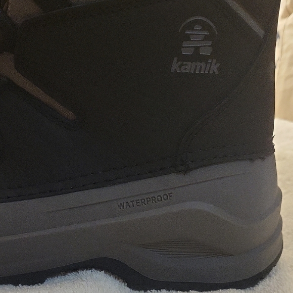 Kamik Men's Black and Gray Snow Boots - Picture 2 of 5